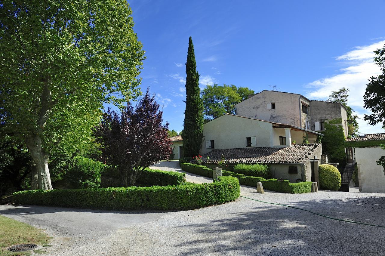 Charembeau Hotel Forcalquier Bagian luar foto