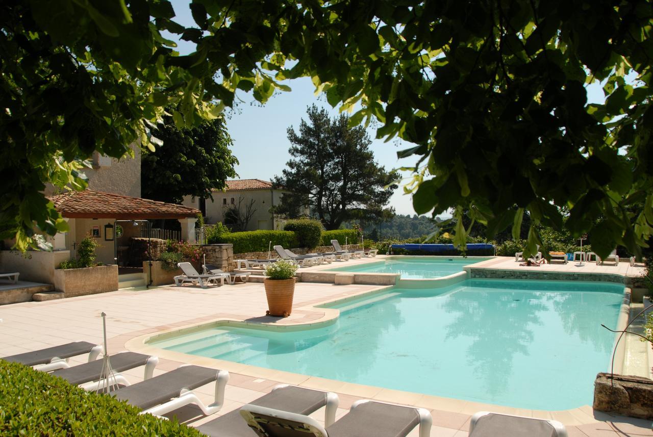 Charembeau Hotel Forcalquier Bagian luar foto